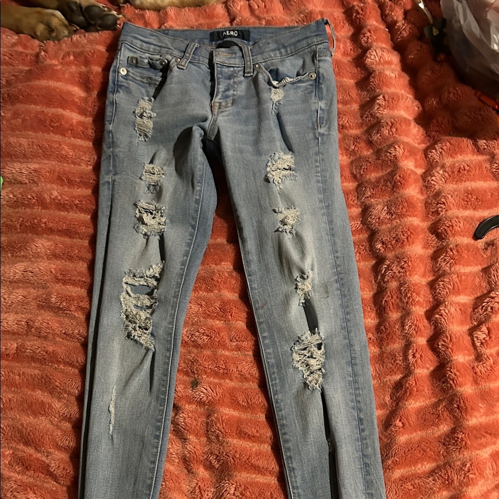Ripped skinny jeans.